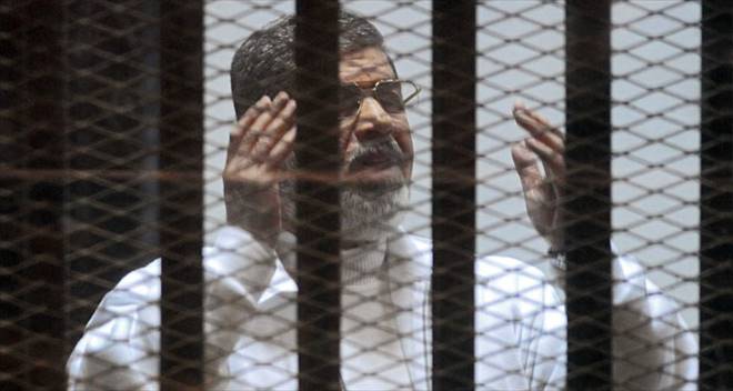 Mursi`ye Ölüm Cezası Veren Hakimlere Saldırı: 4  Ölü 3 Yaralı