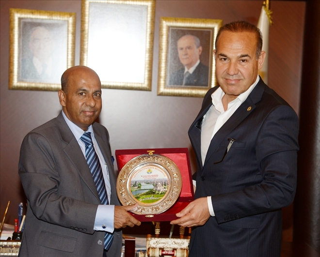 Sri Lanka Büyükelçisi Amza´dan Başkan Sözlü´ye ziyaret
