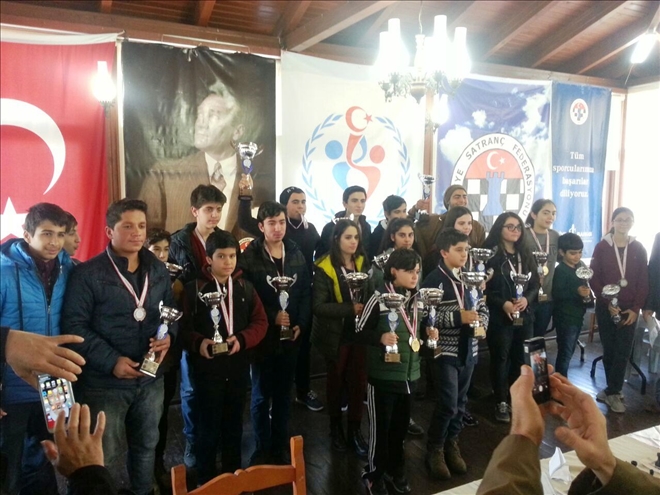 Adana Yıldızlar Satranç Turnuvası yapıldı