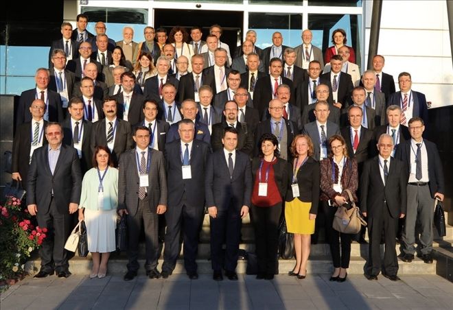 Tıp Dekanlar Konseyi Toplantısı Erciyes Üniversitesi´nde Yapıldı