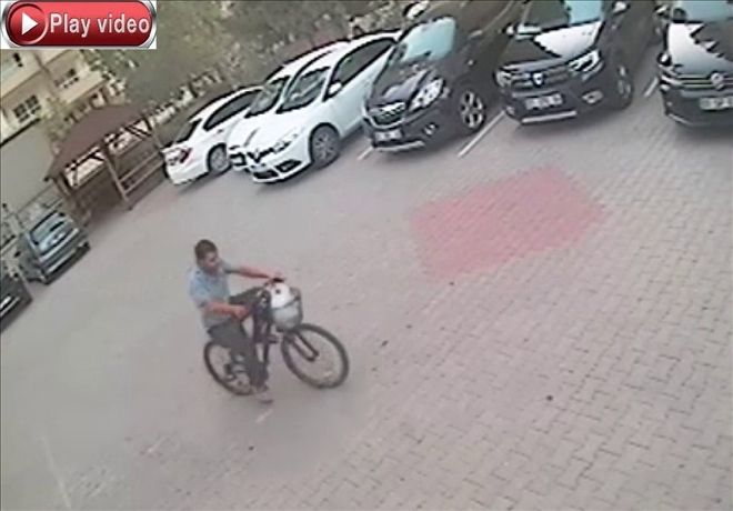  Bisiklet hırsızı polisten kaçamadı