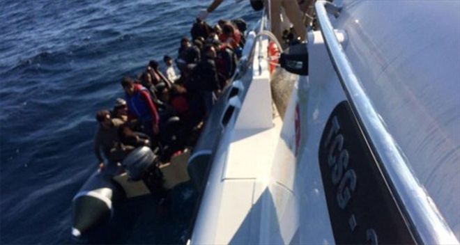 Çeşme´de 35 kaçak göçmen yakalandı