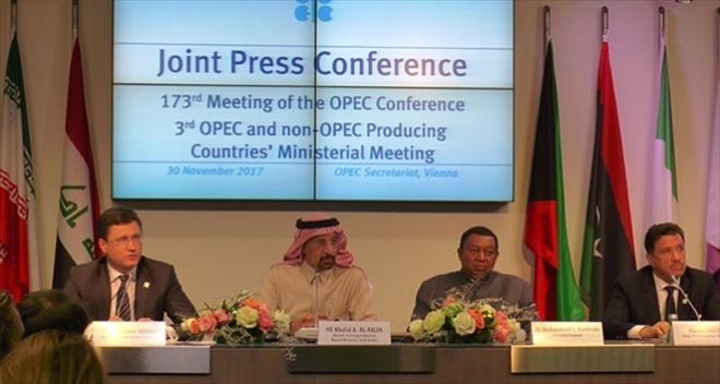 OPEC ´Üretimde Kısıtlama Süresini´ uzattı