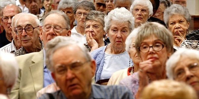 Dünya nüfusu yaşlanıyor