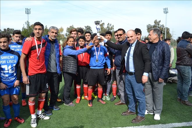 Okullararası Genç Erkekler  Futbol Müsabakaları Yapıldı. 