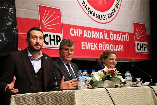 CHP Adana İl Emek Bürosu´nun düzenlediği ?Anayasa Değişikliği ve Referandum? konulu panel yapıldı