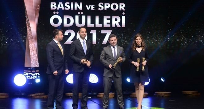 Spor İstanbul Basın ve Spor Ödülleri Verildi