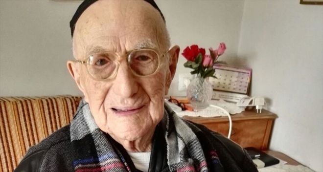 Dünyanın en yaşlı erkeği  113 yaşında vefat etti.