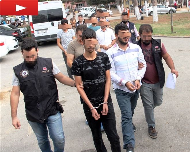 Adana´da PKK operasyonunda gözaltına alınan 23 kişi adliyeye sevk edildi  