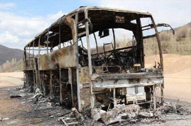 Kazakistan´daki otobüs yangınında 52 kişi öldü