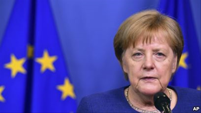 Merkel, Kral Selman´la Kaşıkçı olayını görüştü