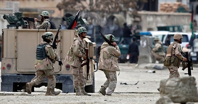 Afganistan´da Taliban saldırısı: 20 polis ölü