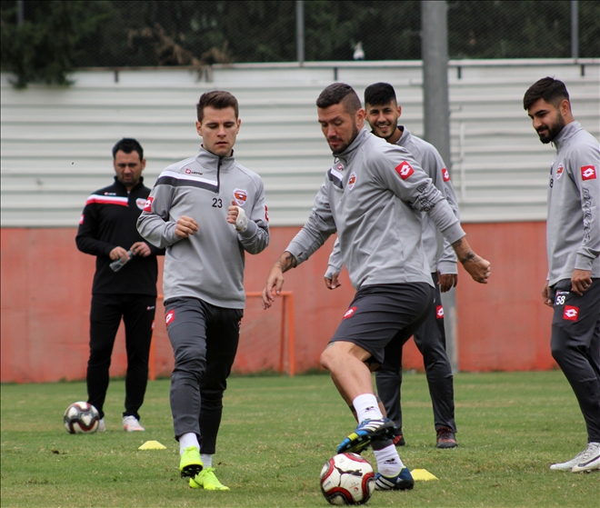 Adanaspor´da Gazişehir maçı hazırlıkları başladı
