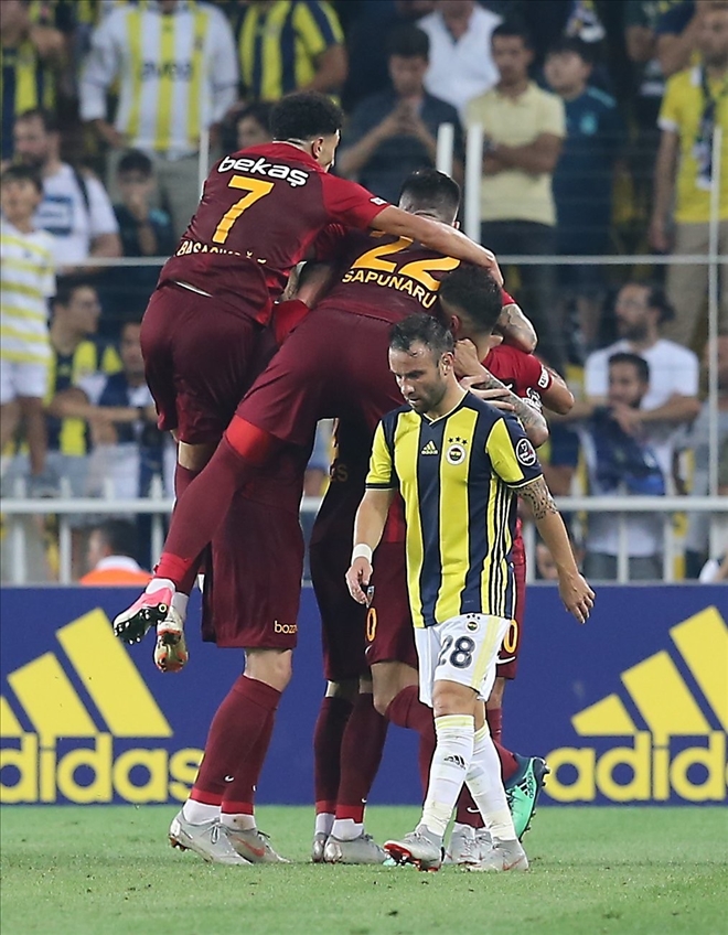 Fenerbahçe bu sezon 4. kez 3 gol yedi 