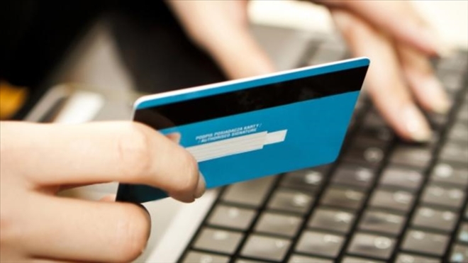 İnternetten kartlı ödemeler geçen yılın 1,5 katına çıktı