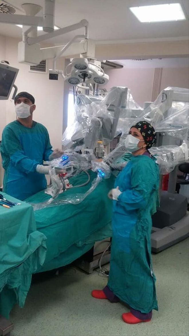 Adana Şehir Hastanesi´nde Robotik Cerrahi Yöntemi
