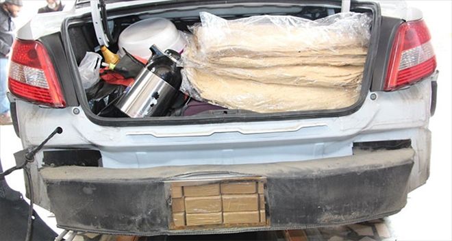 Araç tamponunda 31 kilogram eroin yakalandı