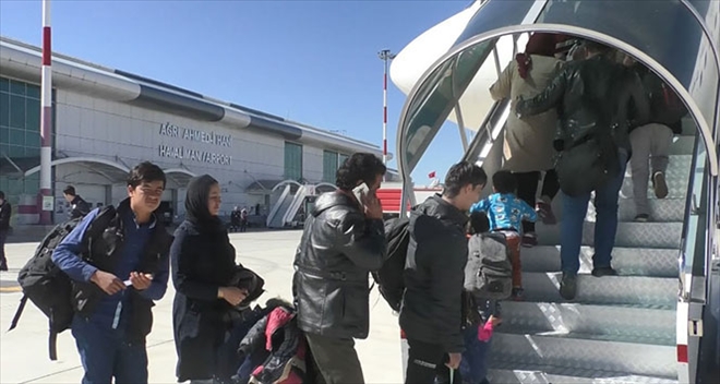 Afganistanlı düzensiz göçmenler geri gönderildi