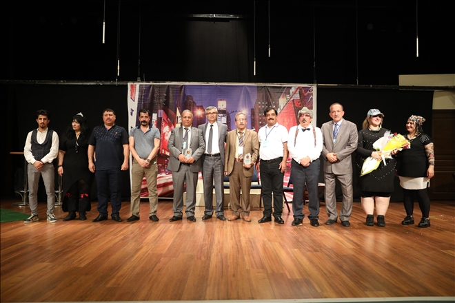 Mersin´deki Türk Dünyası Tiyatro Günleri sona erdi 