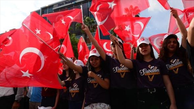 Adana 19 Mayıs kutlamalarında spor çoşkusu