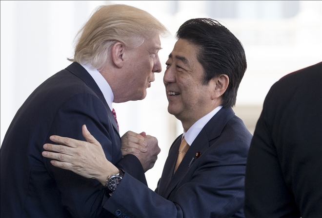 Trump Japonya Başbakanı Abe ile görüşecek
