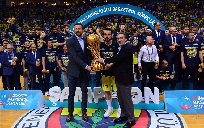 Fenerbahçe Doğuş şampiyon!