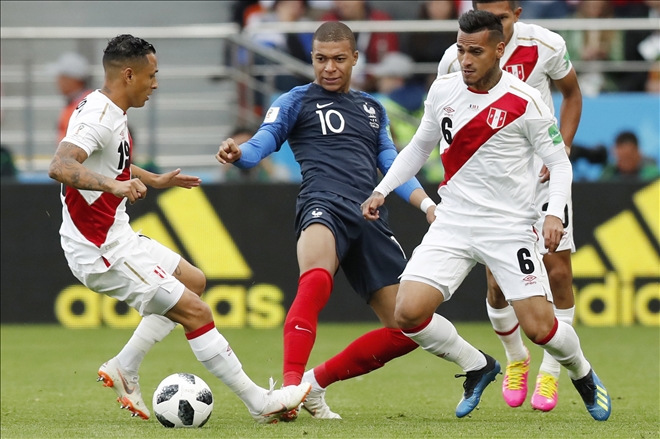 Fransa turladı, Peru veda etti