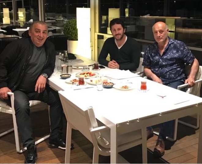 İstanbulspor Fatih Tekke ile anlaştı