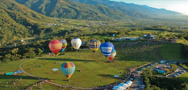 Tayvan Uluslararası Sıcak Hava Balonu Festivali başladı