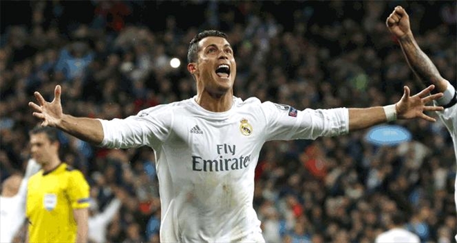 33 yaşındaki Ronaldo  4 yıllığına Juventus´la anlaştı
