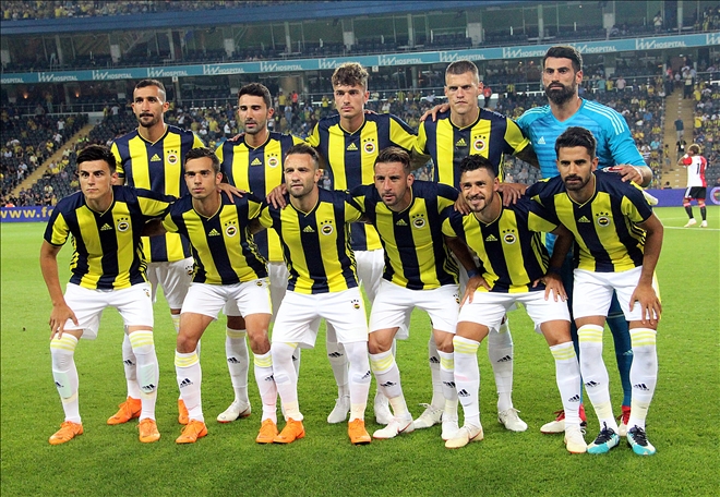 Fenerbahçe avantajı koruyamadı, Feyenoord ile berabere kaldı