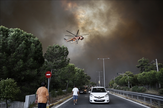 Yunanistan yanıyor: Orman yangınlarında ölü sayısı 50´yi buldu