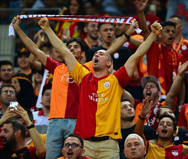 Galatasaray Göztepe´yi evinde yendi