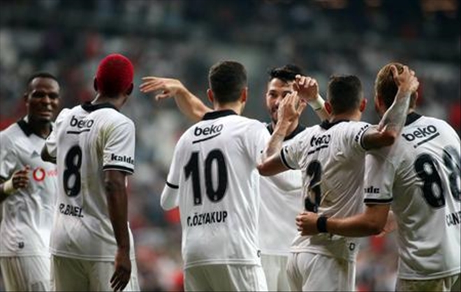 Beşiktaş ilk maçta tur peşinde 