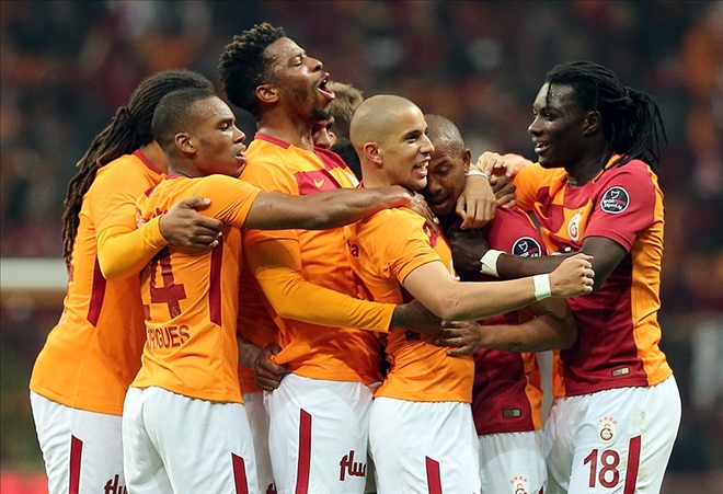 Galatasaray kadrosunu koruyor