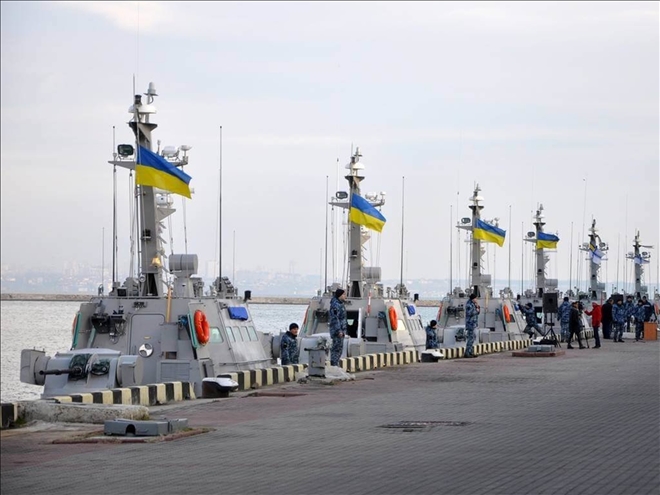 Ukrayna Azak Denizi´ne askeri üs kuracak