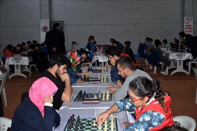 5 Ocak Kurtuluş Kupası Satranç Turnuvası yapıldı