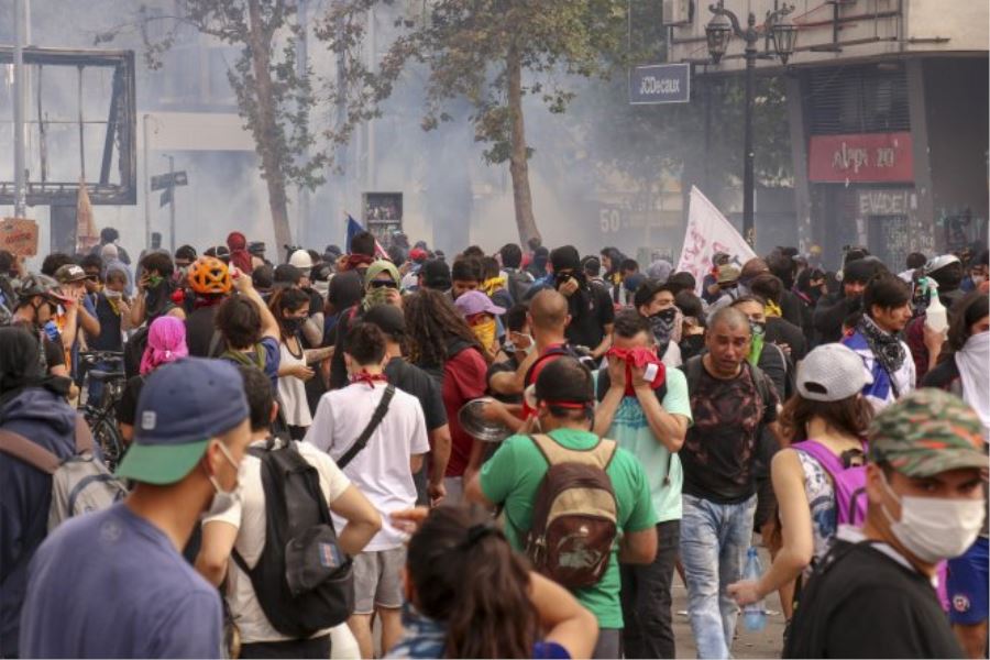 Şili’deki gösterilerde ölenlerin sayısı 20’ye yükseldi
