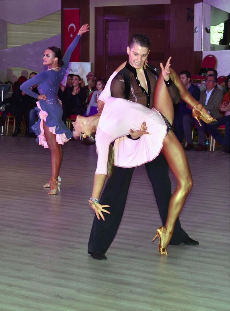 Adana’da dans şöleni başlıyor