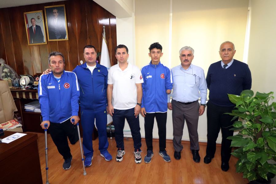 Adana Ampute Futbol Takımı’ndan Ataşbak’a Ziyaret