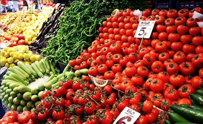 Sebze ve meyve fiyatları konusunda eleştirilen pazarcılardan cevap