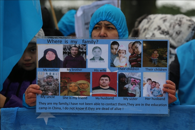 Doğu Türkistan zulmü Brüksel´de protesto edildi   
