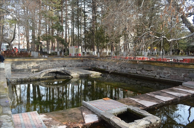 Bizans kralının kızına yaptırdığı havuz yaklaşık 1000 yıldır varlığını koruyor