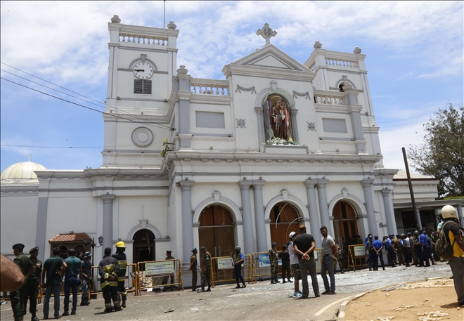 Sri Lanka´da kilise ve otellere eş zamanlı patlamalar: En az 138 ölü