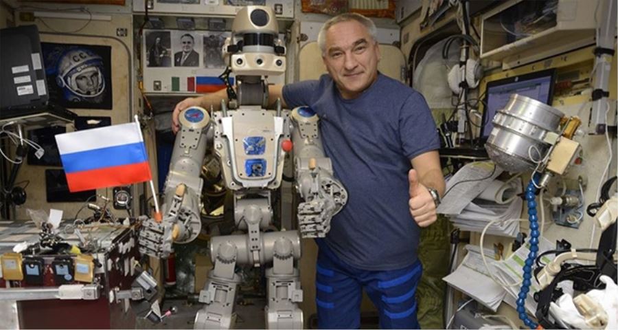 Rusların uzaya gönderdiği ilk insansı robot Dünya