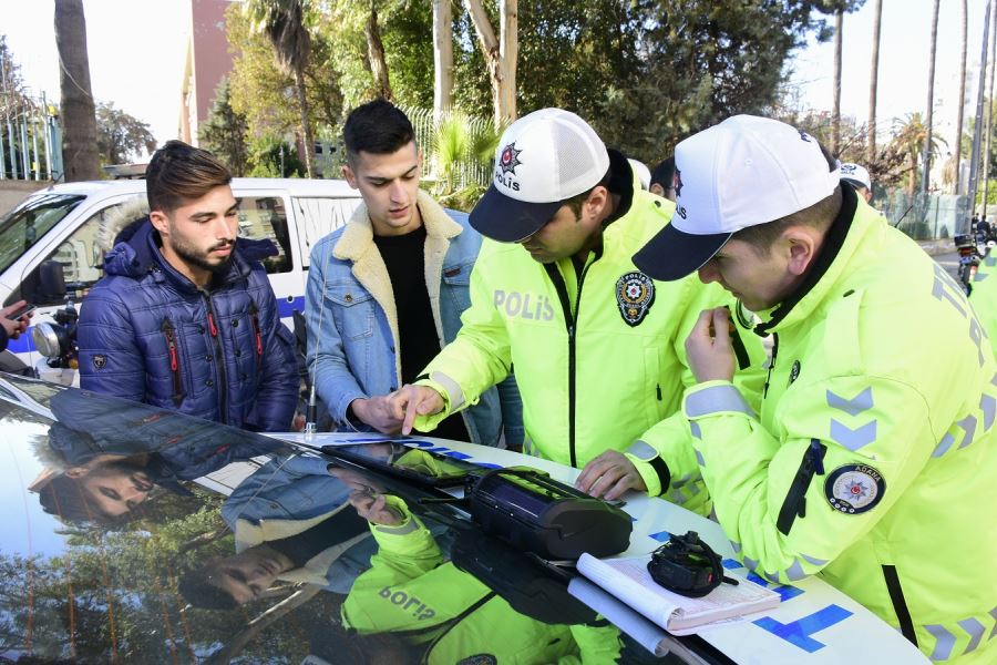 Adana Emniyet Müdürlüğü motosiklet uygulaması denetimi hakkında bilgi verdi