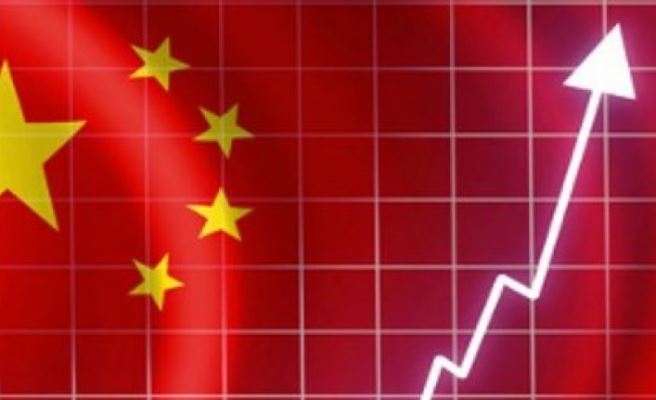 Çin ekonomisi yüzde 4.9 büyüdü   