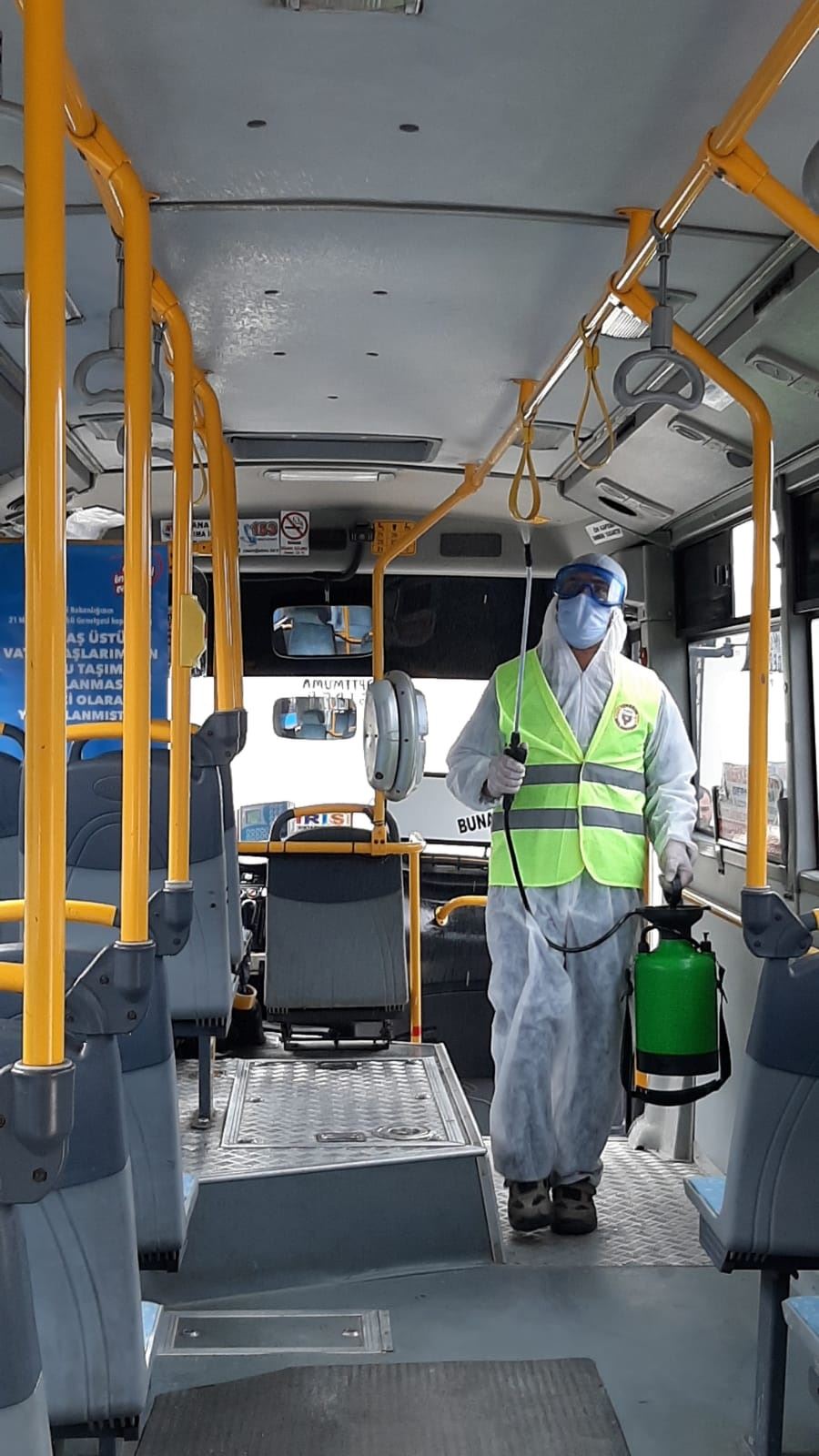 Halk otobüsleri dezenfekte edildi