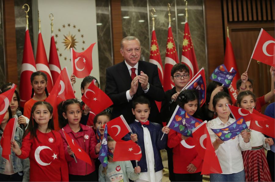 Erdoğan,“23 Nisan günü demokrasinin, millî iradenin, millet egemenliğinin en önemli sembolüdür”
