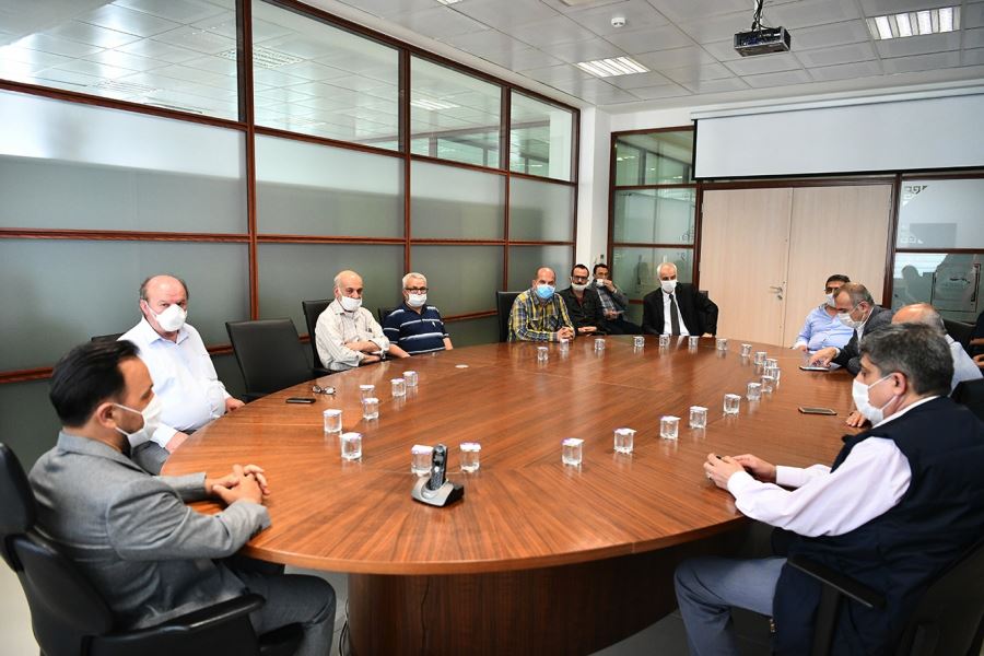 Günlük yayınlanan yerel gazetelerden Sarıçam Belediye Başkanına ziyaret